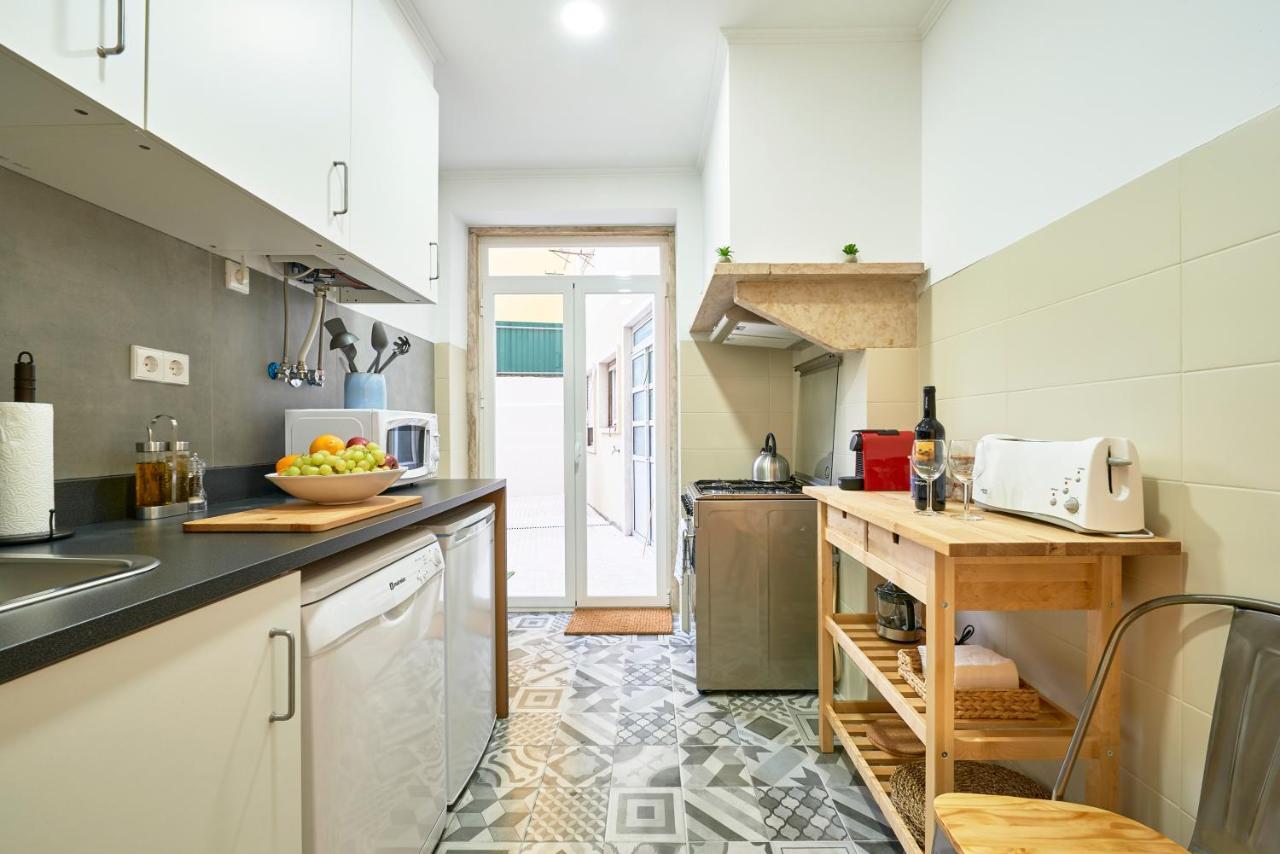 Belem Light Filled Apt With Patio, By Timecooler Lisboa Exteriör bild