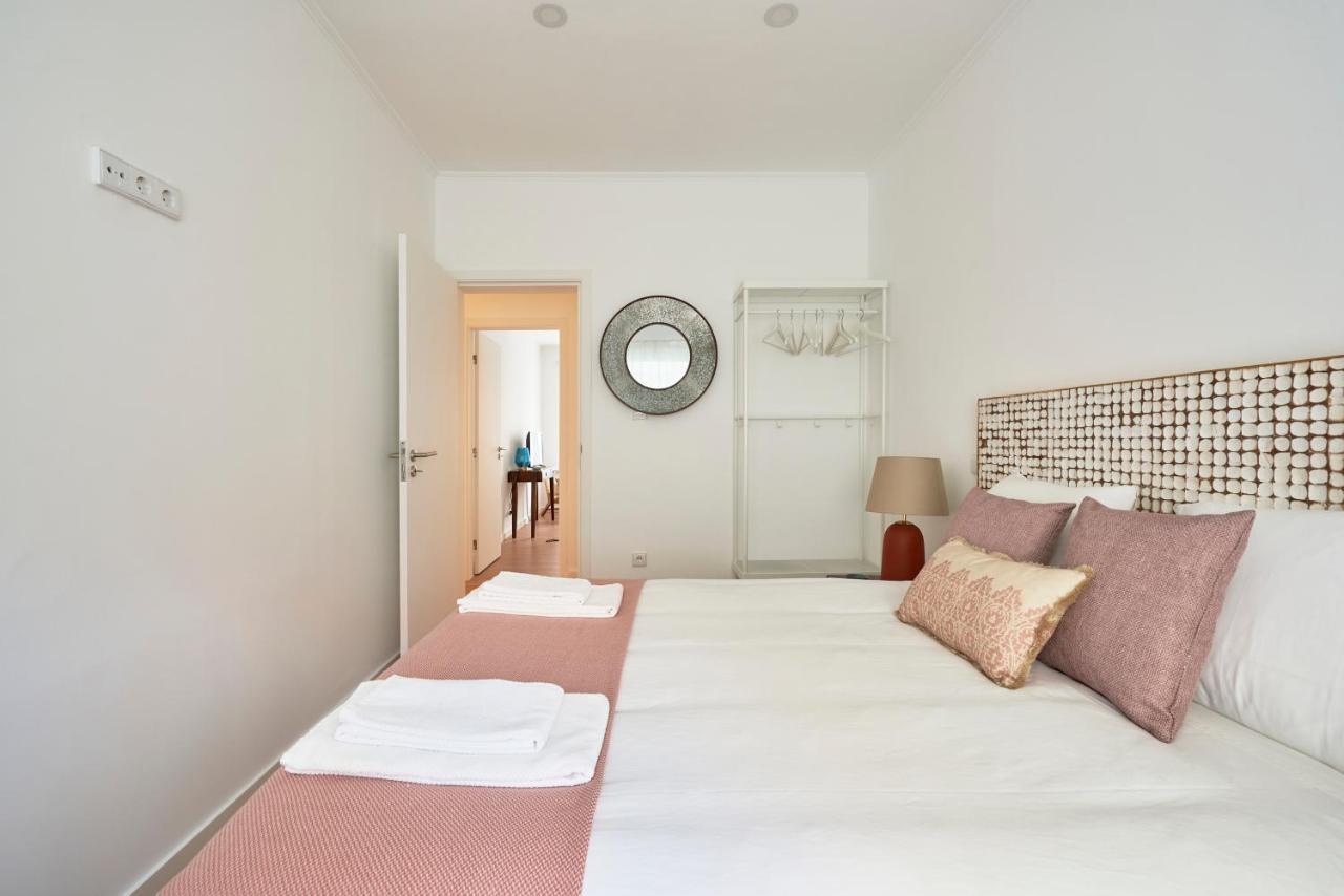 Belem Light Filled Apt With Patio, By Timecooler Lisboa Exteriör bild