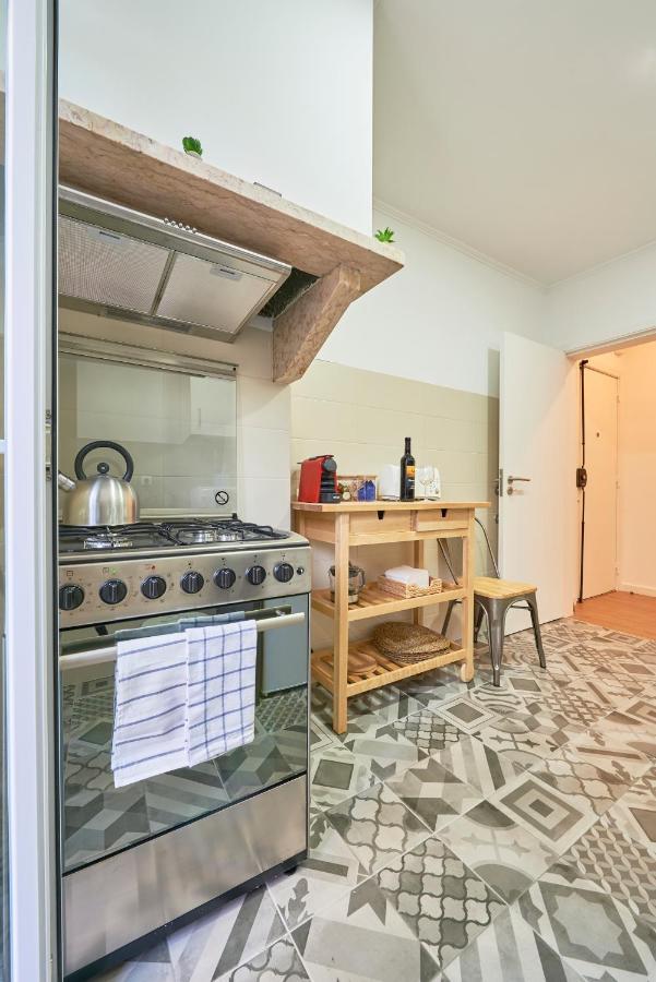 Belem Light Filled Apt With Patio, By Timecooler Lisboa Exteriör bild